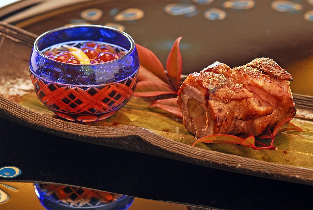 Hotel Hakone Tokinoshizuku Exteriér fotografie A pineapple upside down cake